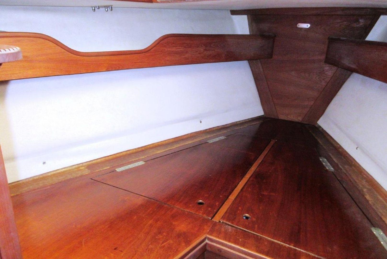 Kinship, Sabre Sailboats MK I CB 38'