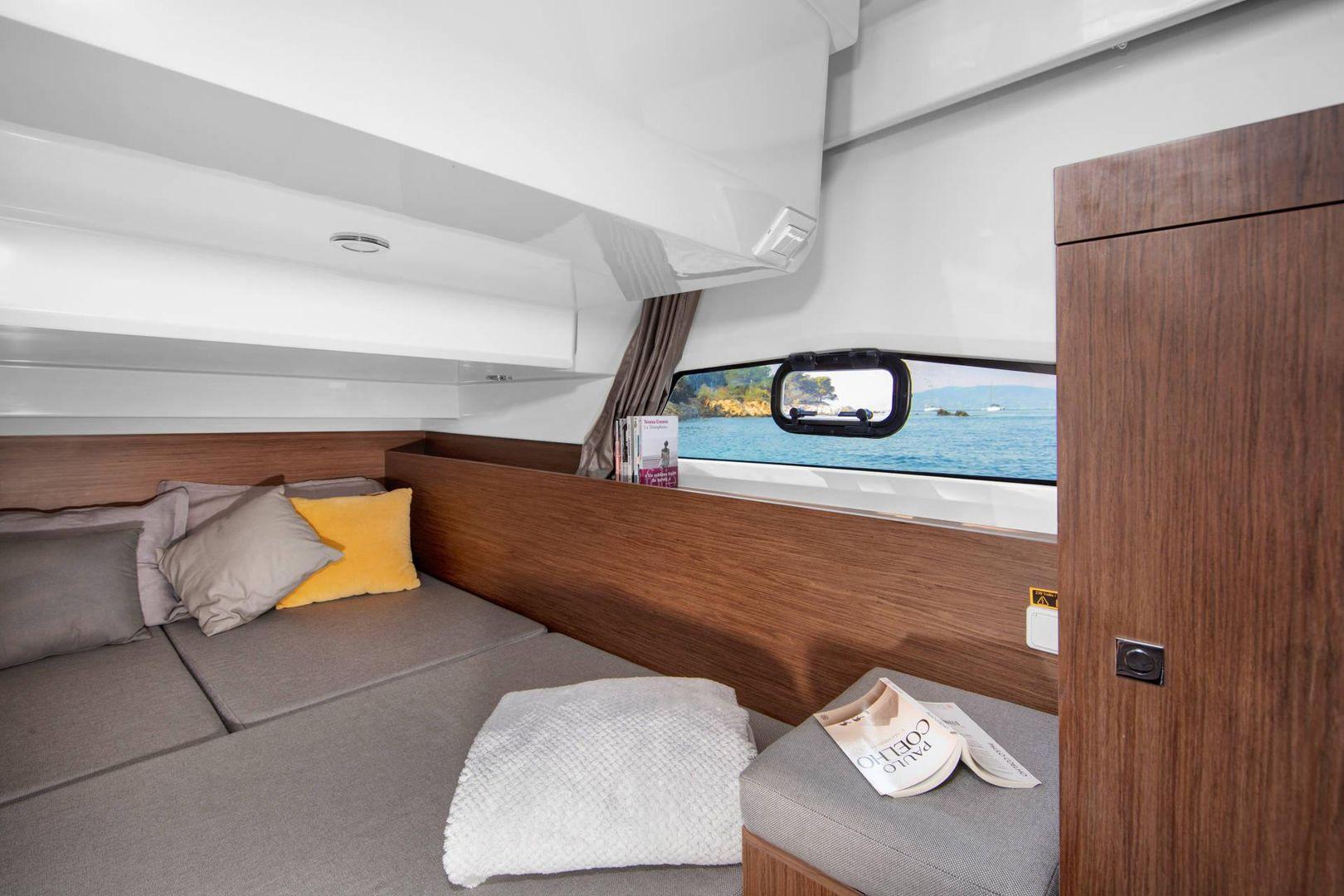 Jeanneau Yachts NC 1095 34'