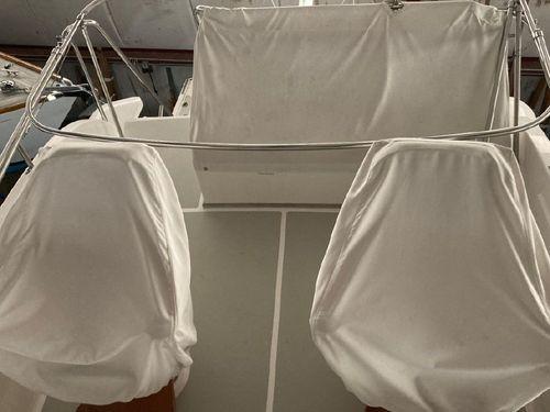 Spirit, Grand Banks Eastbay 43'