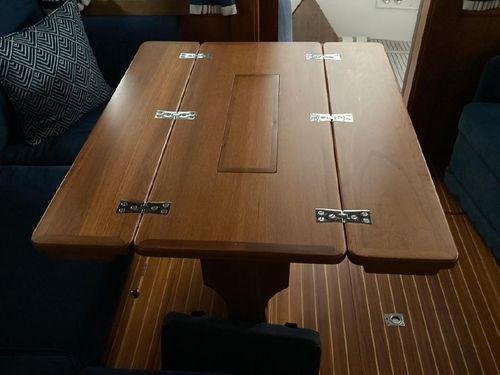 Spirit, Grand Banks Eastbay 43'
