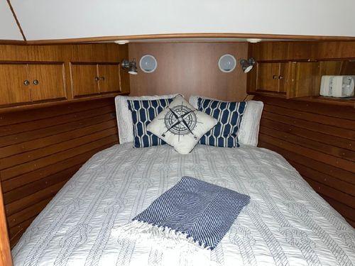 Spirit, Grand Banks Eastbay 43'