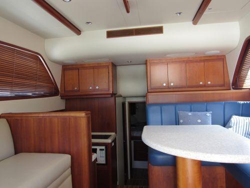 Bertram 390 Convertible 42'