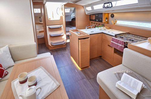 Jeanneau Yachts Sun Odyssey 410 41'